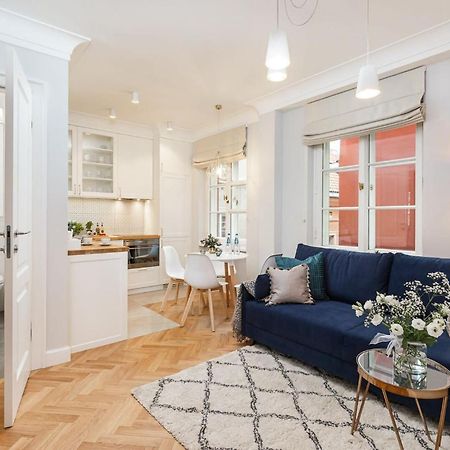 Plac Zamkowy - Apartment With City View By Noclegi Renters Warschau Buitenkant foto
