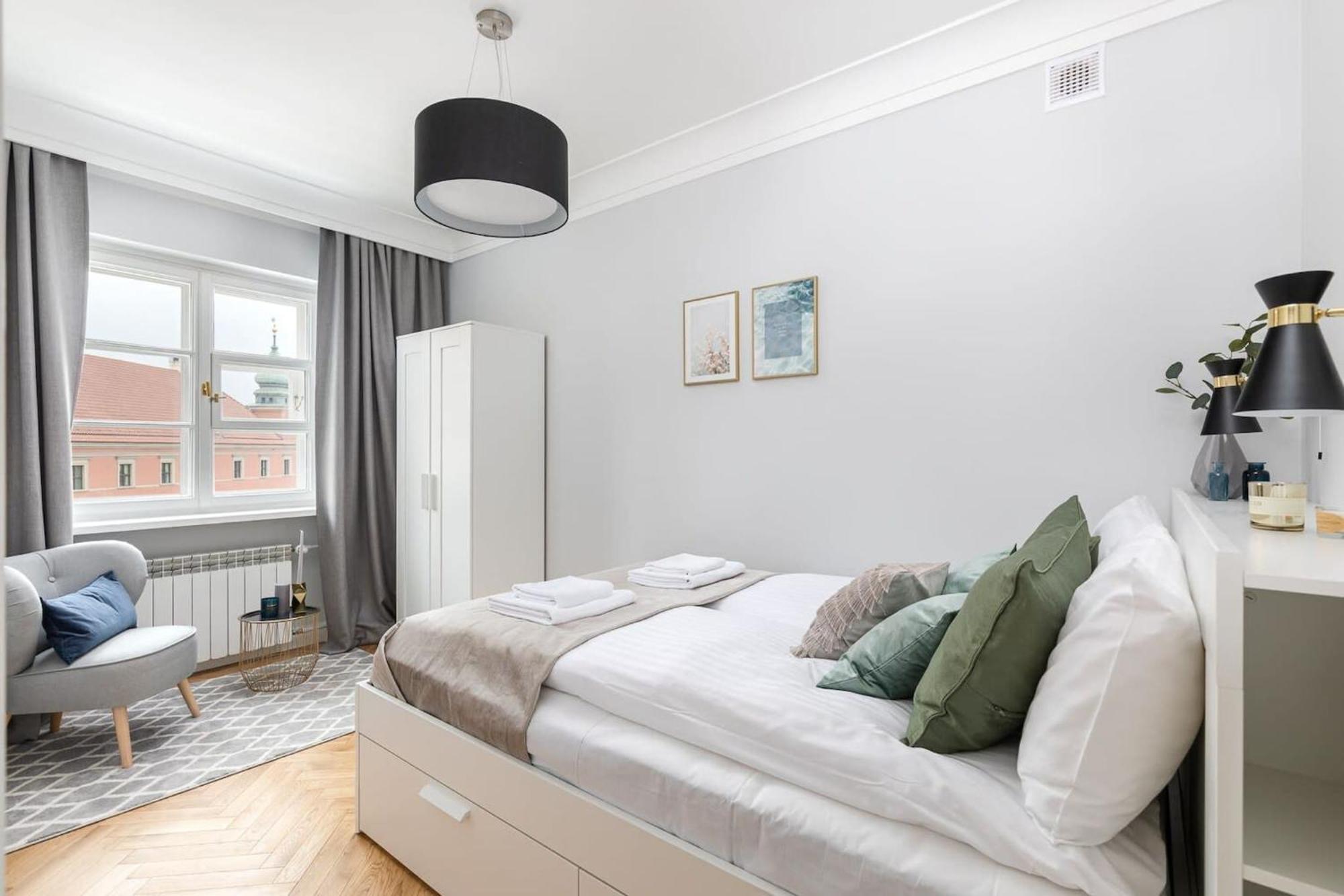 Plac Zamkowy - Apartment With City View By Noclegi Renters Warschau Buitenkant foto